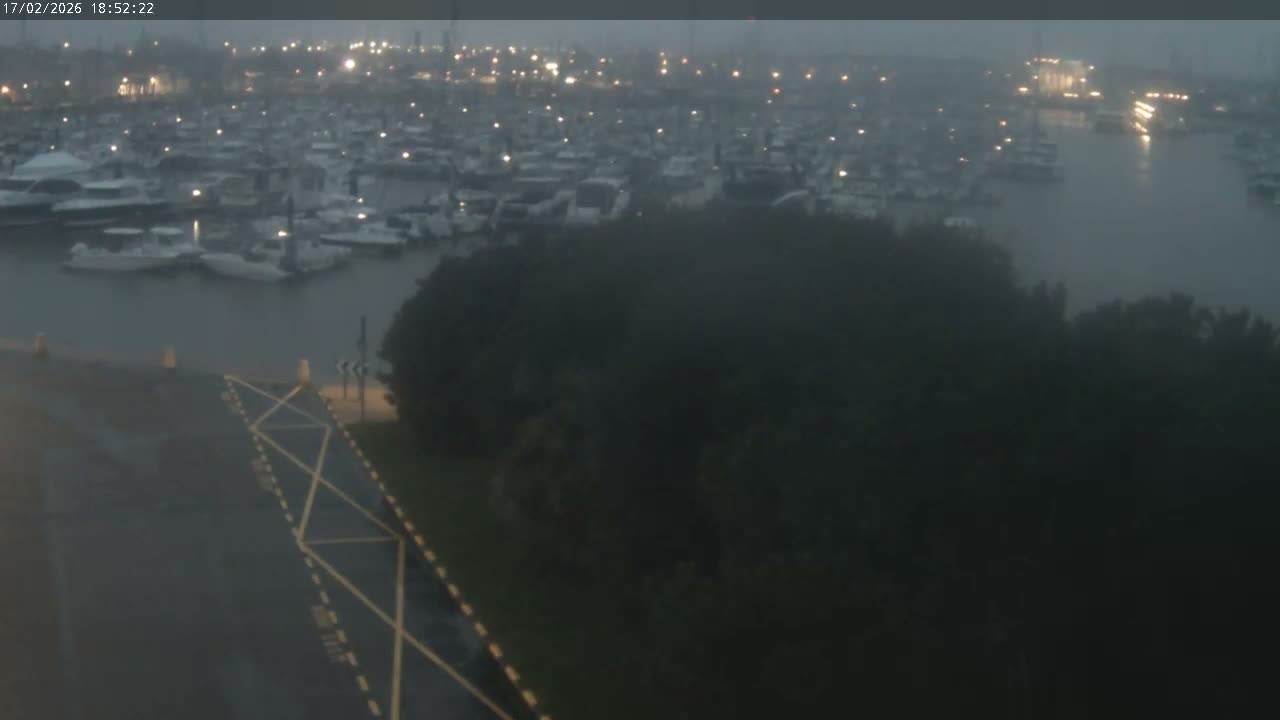 Les Sables-d'Olonne City & Port de Plaisance Olona Port Live Cam - Les Sables-d'Olonne, Vendée, Pays de la Loire, France