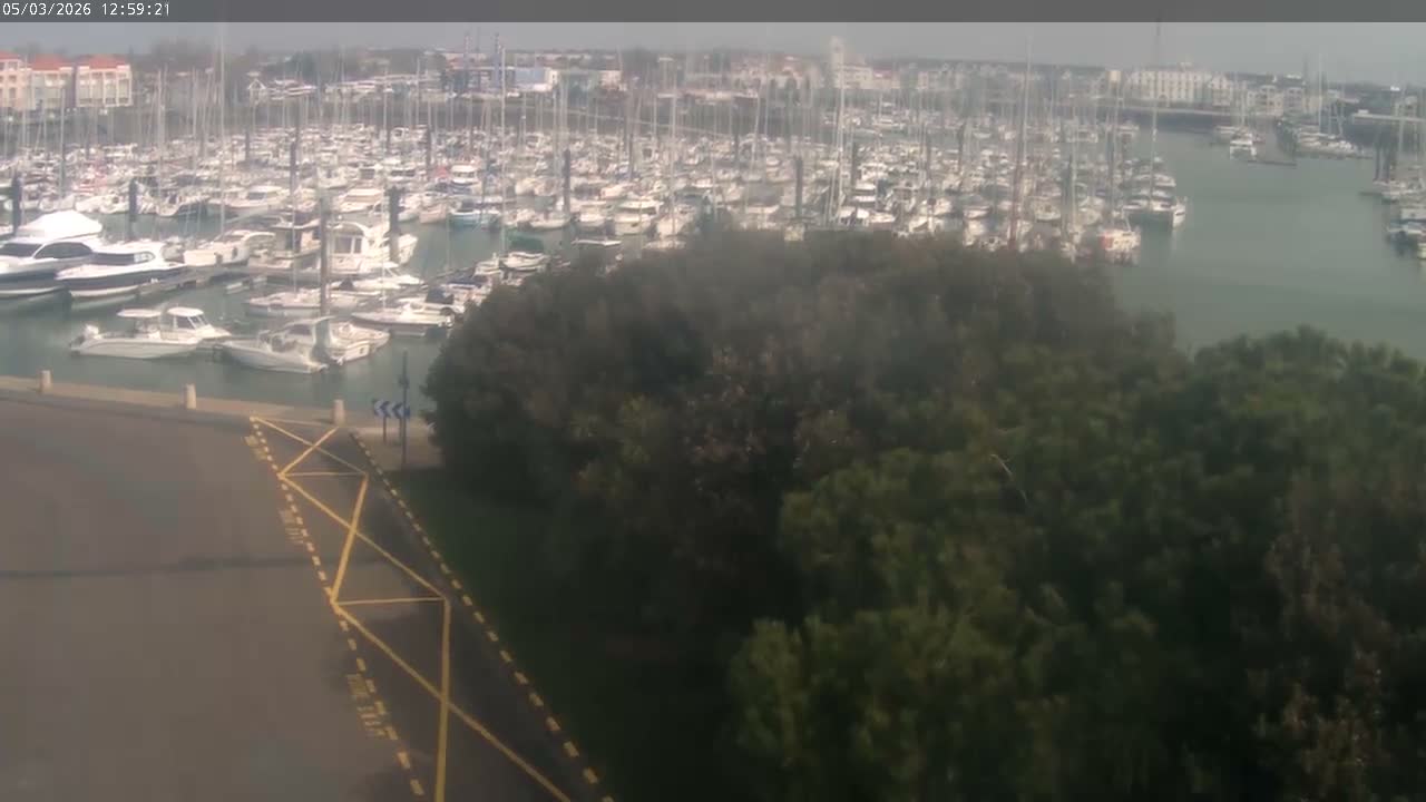 Les Sables-d'Olonne City & Port de Plaisance Olona Port Live Cam - Les Sables-d'Olonne, Vendée, Pays de la Loire, France
