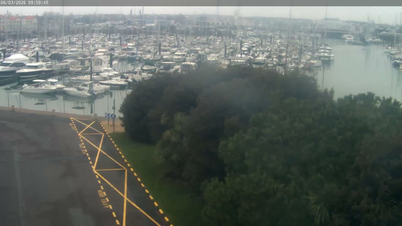 Les Sables-d'Olonne City & Port de Plaisance Olona Port Live Cam - Les Sables-d'Olonne, Vendée, Pays de la Loire, France