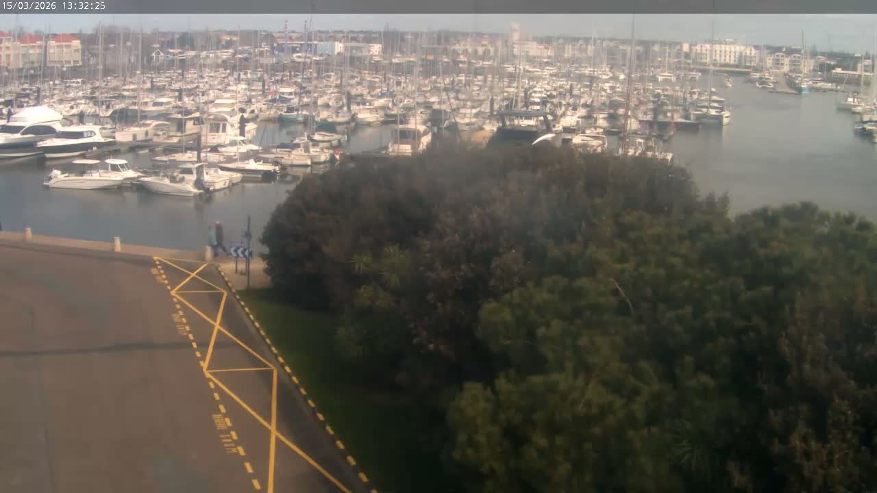 Les Sables-d'Olonne City & Port de Plaisance Olona Port Live Cam - Les Sables-d'Olonne, Vendée, Pays de la Loire, France