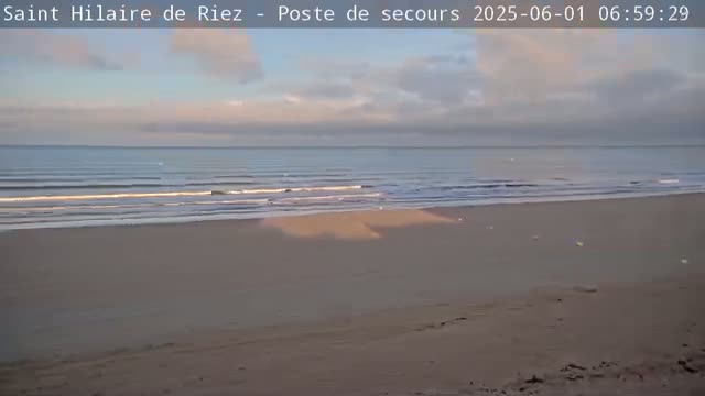 Saint-Hilaire-de-Riez,  Plage des Soxiante Bornes-Salins-Becs-Mouttes-Pege Beaches Live Cam - 	Les Sables-d'Olonne, Vendée, Pays de la Loire, France