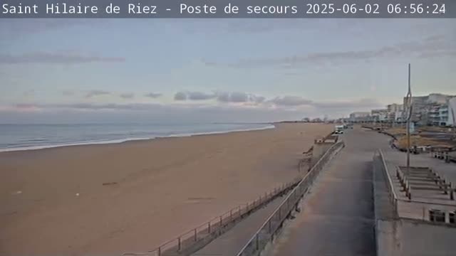 Saint-Hilaire-de-Riez,  Plage des Soxiante Bornes-Salins-Becs-Mouttes-Pege Beaches Live Cam - 	Les Sables-d'Olonne, Vendée, Pays de la Loire, France