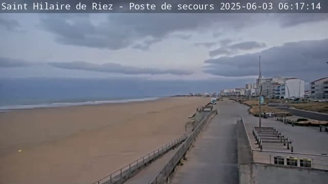 Saint-Hilaire-de-Riez,  Plage des Soxiante Bornes-Salins-Becs-Mouttes-Pege Beaches Live Cam - 	Les Sables-d'Olonne, Vendée, Pays de la Loire, France