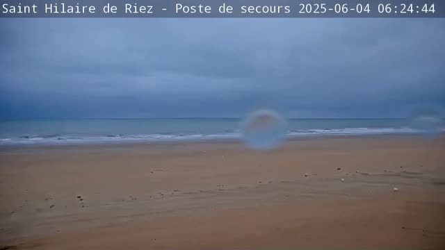 Saint-Hilaire-de-Riez,  Plage des Soxiante Bornes-Salins-Becs-Mouttes-Pege Beaches Live Cam - 	Les Sables-d'Olonne, Vendée, Pays de la Loire, France