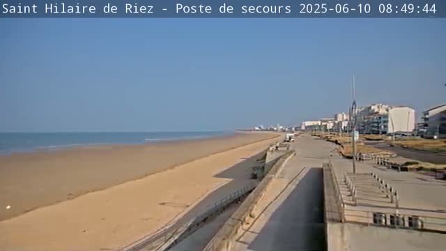 Saint-Hilaire-de-Riez,  Plage des Soxiante Bornes-Salins-Becs-Mouttes-Pege Beaches Live Cam - 	Les Sables-d'Olonne, Vendée, Pays de la Loire, France