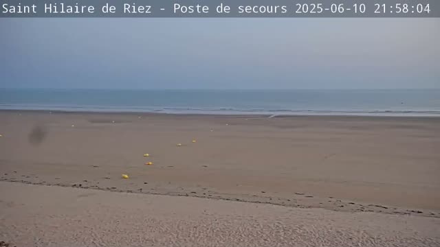 Saint-Hilaire-de-Riez,  Plage des Soxiante Bornes-Salins-Becs-Mouttes-Pege Beaches Live Cam - 	Les Sables-d'Olonne, Vendée, Pays de la Loire, France