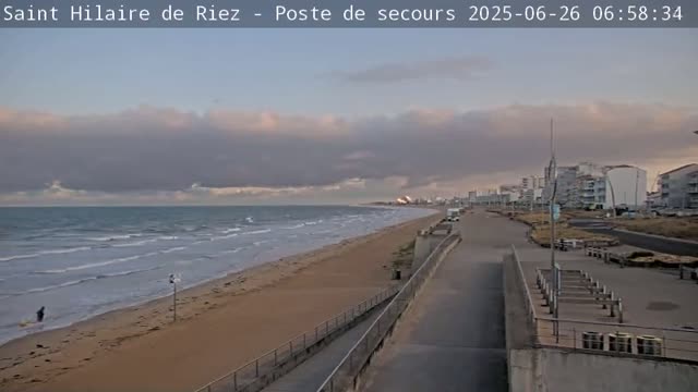 Saint-Hilaire-de-Riez,  Plage des Soxiante Bornes-Salins-Becs-Mouttes-Pege Beaches Live Cam - 	Les Sables-d'Olonne, Vendée, Pays de la Loire, France
