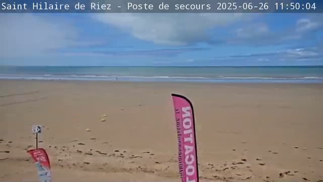 Saint-Hilaire-de-Riez,  Plage des Soxiante Bornes-Salins-Becs-Mouttes-Pege Beaches Live Cam - 	Les Sables-d'Olonne, Vendée, Pays de la Loire, France