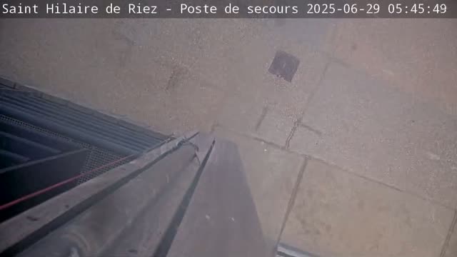 Saint-Hilaire-de-Riez,  Plage des Soxiante Bornes-Salins-Becs-Mouttes-Pege Beaches Live Cam - 	Les Sables-d'Olonne, Vendée, Pays de la Loire, France