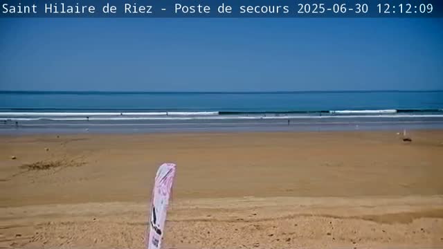 Saint-Hilaire-de-Riez,  Plage des Soxiante Bornes-Salins-Becs-Mouttes-Pege Beaches Live Cam - 	Les Sables-d'Olonne, Vendée, Pays de la Loire, France