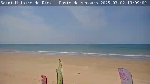 Saint-Hilaire-de-Riez,  Plage des Soxiante Bornes-Salins-Becs-Mouttes-Pege Beaches Live Cam - 	Les Sables-d'Olonne, Vendée, Pays de la Loire, France