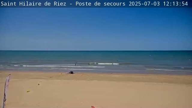 Saint-Hilaire-de-Riez,  Plage des Soxiante Bornes-Salins-Becs-Mouttes-Pege Beaches Live Cam - 	Les Sables-d'Olonne, Vendée, Pays de la Loire, France