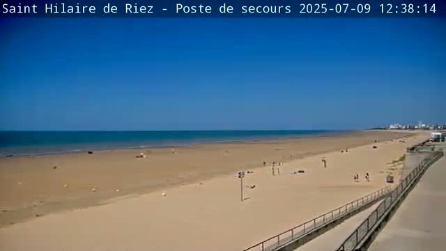 Saint-Hilaire-de-Riez,  Plage des Soxiante Bornes-Salins-Becs-Mouttes-Pege Beaches Live Cam - 	Les Sables-d'Olonne, Vendée, Pays de la Loire, France