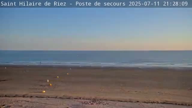 Saint-Hilaire-de-Riez,  Plage des Soxiante Bornes-Salins-Becs-Mouttes-Pege Beaches Live Cam - 	Les Sables-d'Olonne, Vendée, Pays de la Loire, France