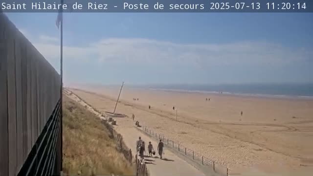 Saint-Hilaire-de-Riez,  Plage des Soxiante Bornes-Salins-Becs-Mouttes-Pege Beaches Live Cam - 	Les Sables-d'Olonne, Vendée, Pays de la Loire, France