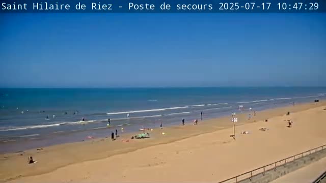 Saint-Hilaire-de-Riez,  Plage des Soxiante Bornes-Salins-Becs-Mouttes-Pege Beaches Live Cam - 	Les Sables-d'Olonne, Vendée, Pays de la Loire, France