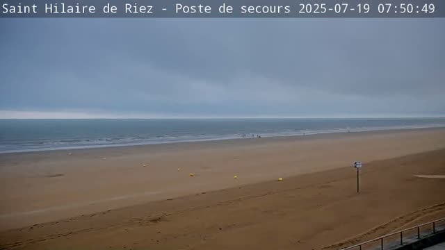 Saint-Hilaire-de-Riez,  Plage des Soxiante Bornes-Salins-Becs-Mouttes-Pege Beaches Live Cam - 	Les Sables-d'Olonne, Vendée, Pays de la Loire, France