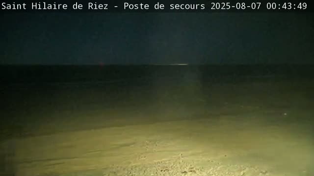 Saint-Hilaire-de-Riez,  Plage des Soxiante Bornes-Salins-Becs-Mouttes-Pege Beaches Live Cam - 	Les Sables-d'Olonne, Vendée, Pays de la Loire, France