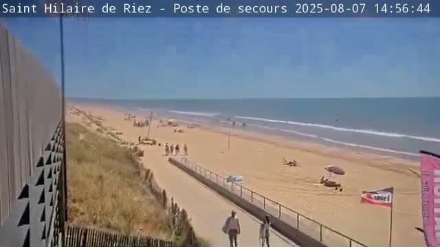 Saint-Hilaire-de-Riez,  Plage des Soxiante Bornes-Salins-Becs-Mouttes-Pege Beaches Live Cam - 	Les Sables-d'Olonne, Vendée, Pays de la Loire, France