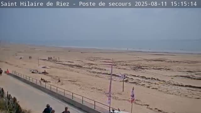 Saint-Hilaire-de-Riez,  Plage des Soxiante Bornes-Salins-Becs-Mouttes-Pege Beaches Live Cam - 	Les Sables-d'Olonne, Vendée, Pays de la Loire, France