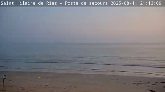 Saint-Hilaire-de-Riez,  Plage des Soxiante Bornes-Salins-Becs-Mouttes-Pege Beaches Live Cam - 	Les Sables-d'Olonne, Vendée, Pays de la Loire, France