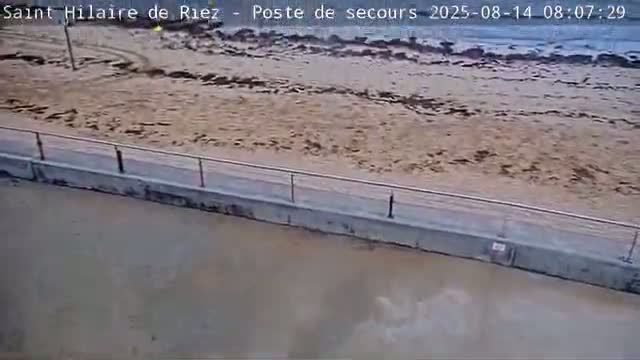 Saint-Hilaire-de-Riez,  Plage des Soxiante Bornes-Salins-Becs-Mouttes-Pege Beaches Live Cam - 	Les Sables-d'Olonne, Vendée, Pays de la Loire, France