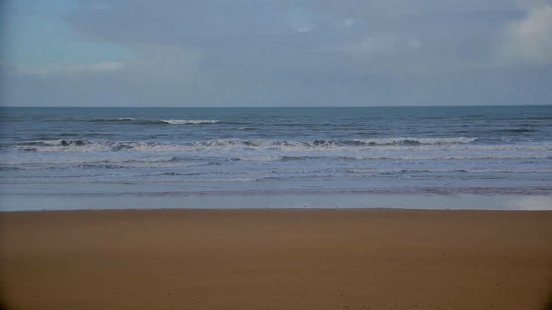 Saint-Hilaire-de-Riez,  Plage des Soxiante Bornes-Salins-Becs-Mouttes-Pege Beaches Live Cam - Les Sables-d'Olonne, Vendée, Pays de la Loire, France