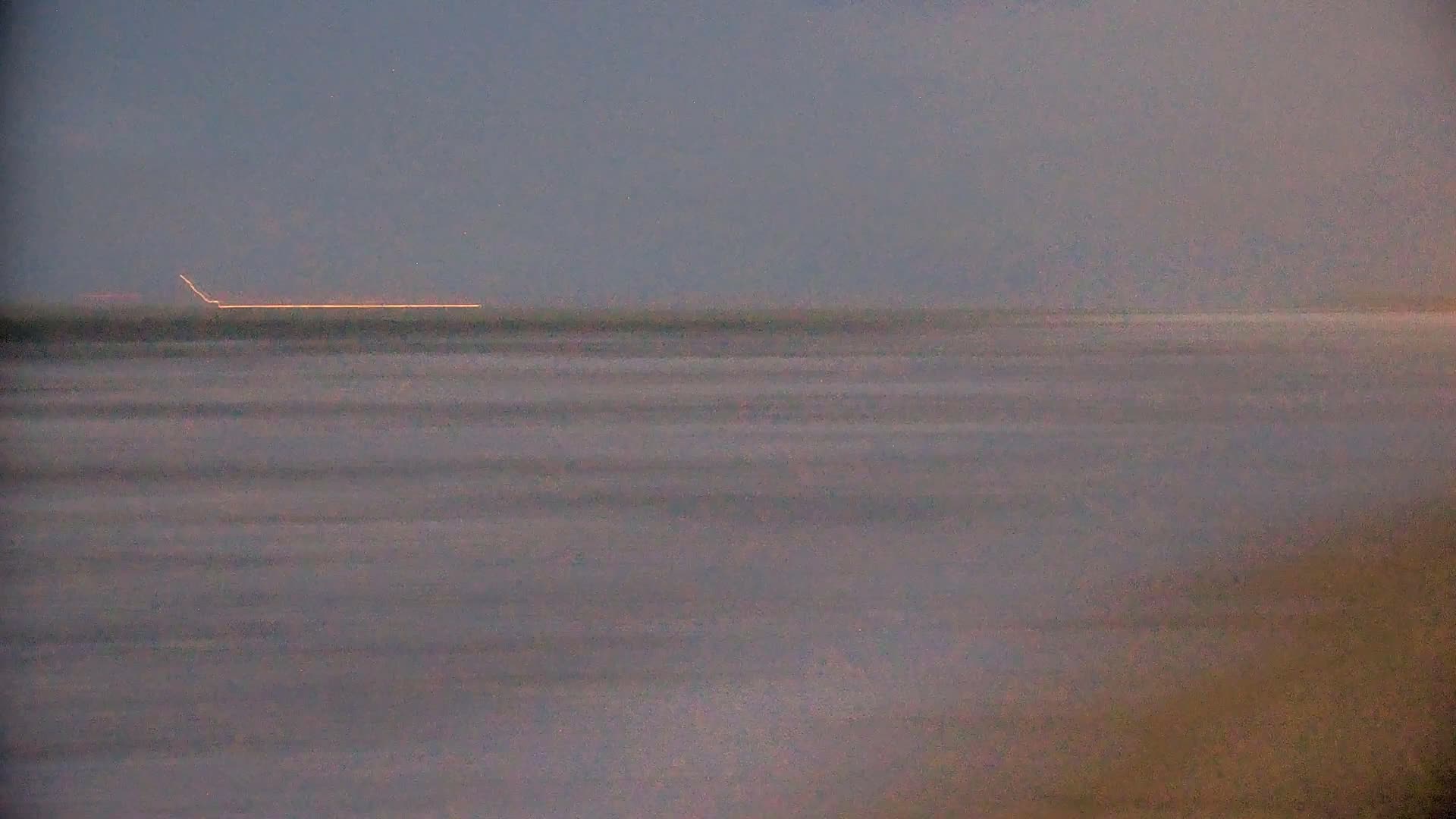 Saint-Hilaire-de-Riez,  Plage des Soxiante Bornes-Salins-Becs-Mouttes-Pege Beaches Live Cam - Les Sables-d'Olonne, Vendée, Pays de la Loire, France