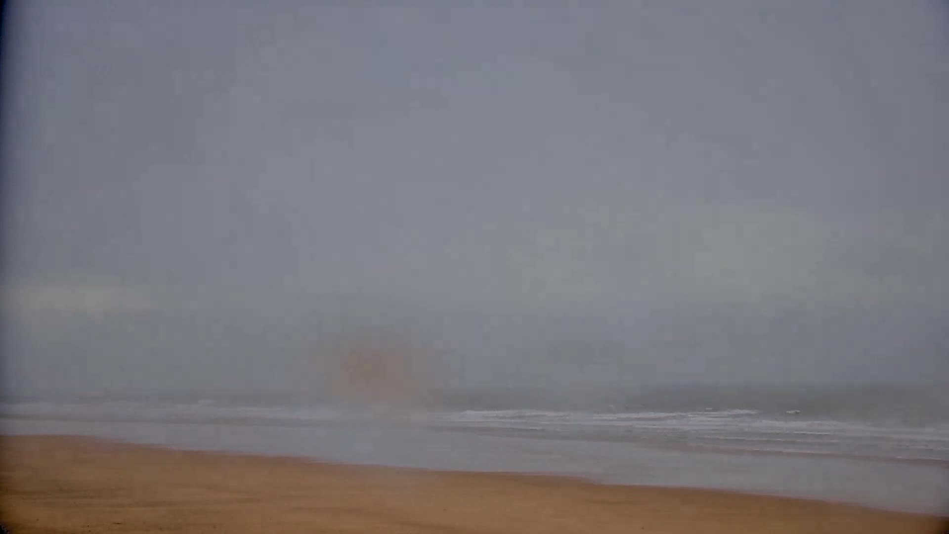 Saint-Hilaire-de-Riez,  Plage des Soxiante Bornes-Salins-Becs-Mouttes-Pege Beaches Live Cam - Les Sables-d'Olonne, Vendée, Pays de la Loire, France