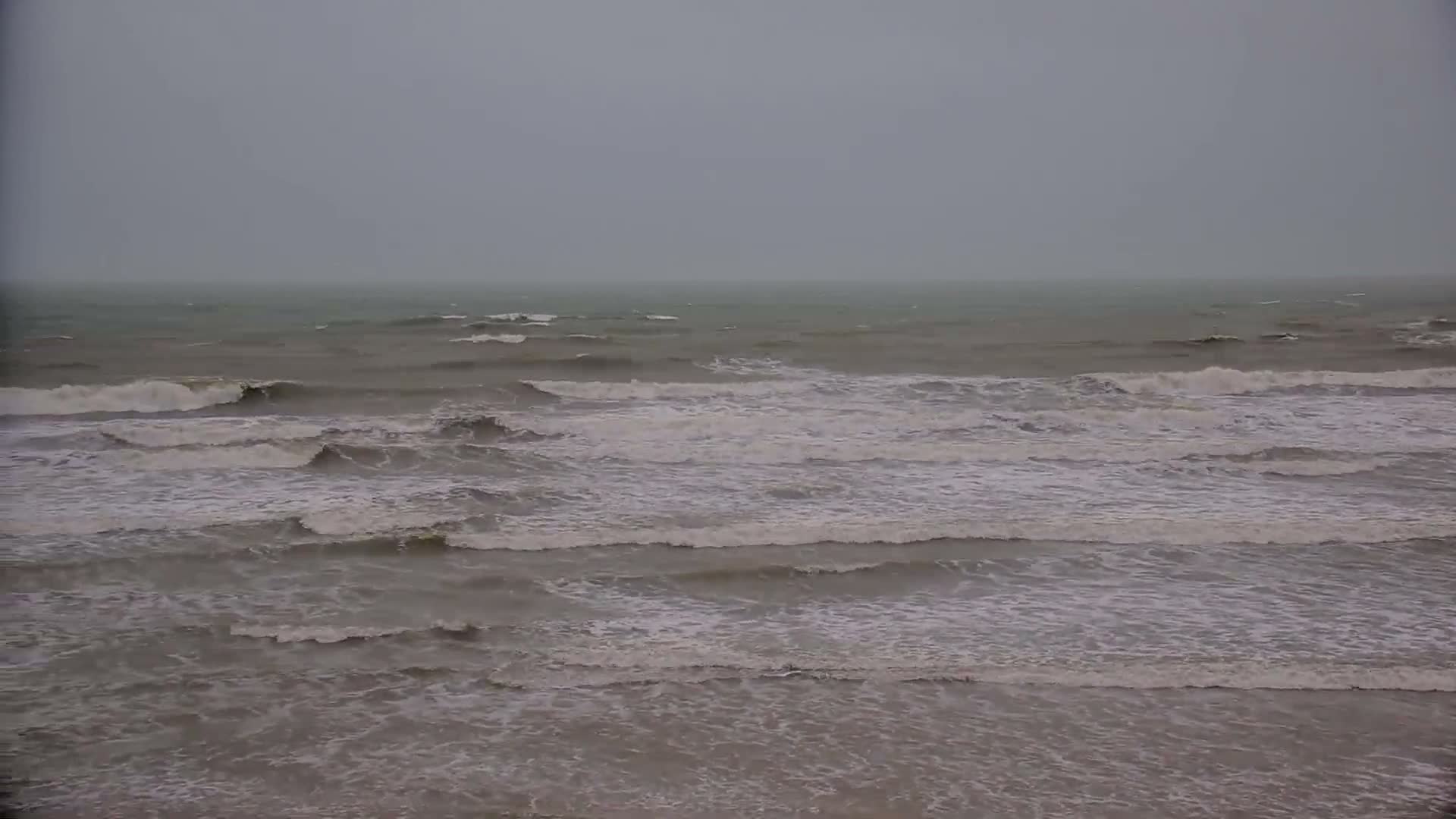 Saint-Hilaire-de-Riez,  Plage des Soxiante Bornes-Salins-Becs-Mouttes-Pege Beaches Live Cam - Les Sables-d'Olonne, Vendée, Pays de la Loire, France