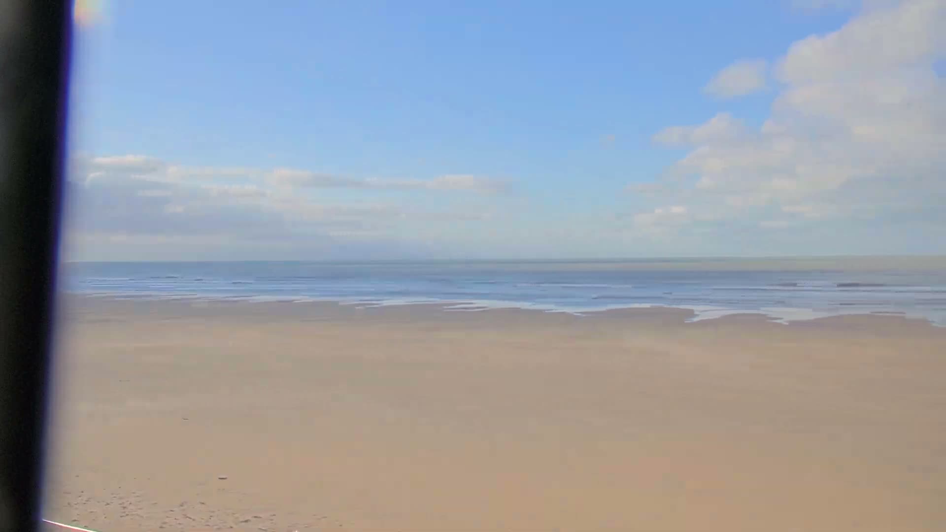 Saint-Hilaire-de-Riez,  Plage des Soxiante Bornes-Salins-Becs-Mouttes-Pege Beaches Live Cam - Les Sables-d'Olonne, Vendée, Pays de la Loire, France