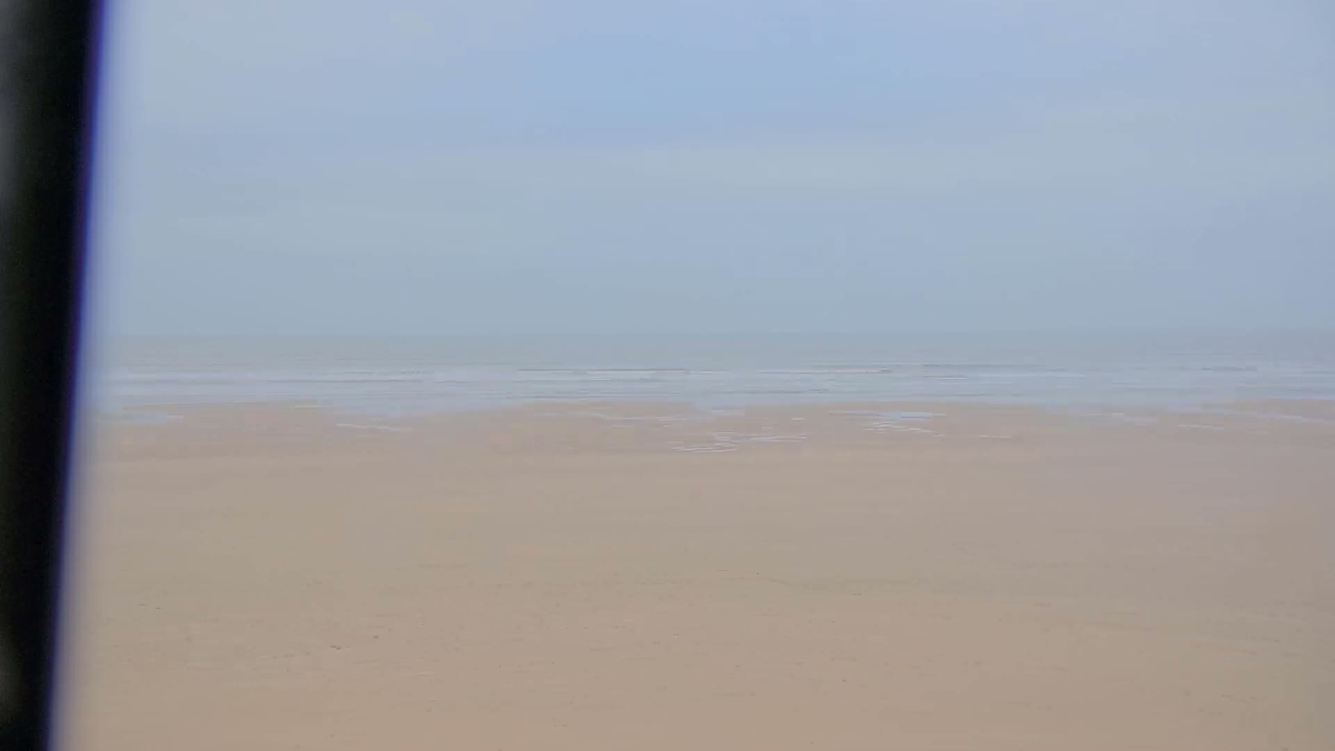 Saint-Hilaire-de-Riez,  Plage des Soxiante Bornes-Salins-Becs-Mouttes-Pege Beaches Live Cam - Les Sables-d'Olonne, Vendée, Pays de la Loire, France