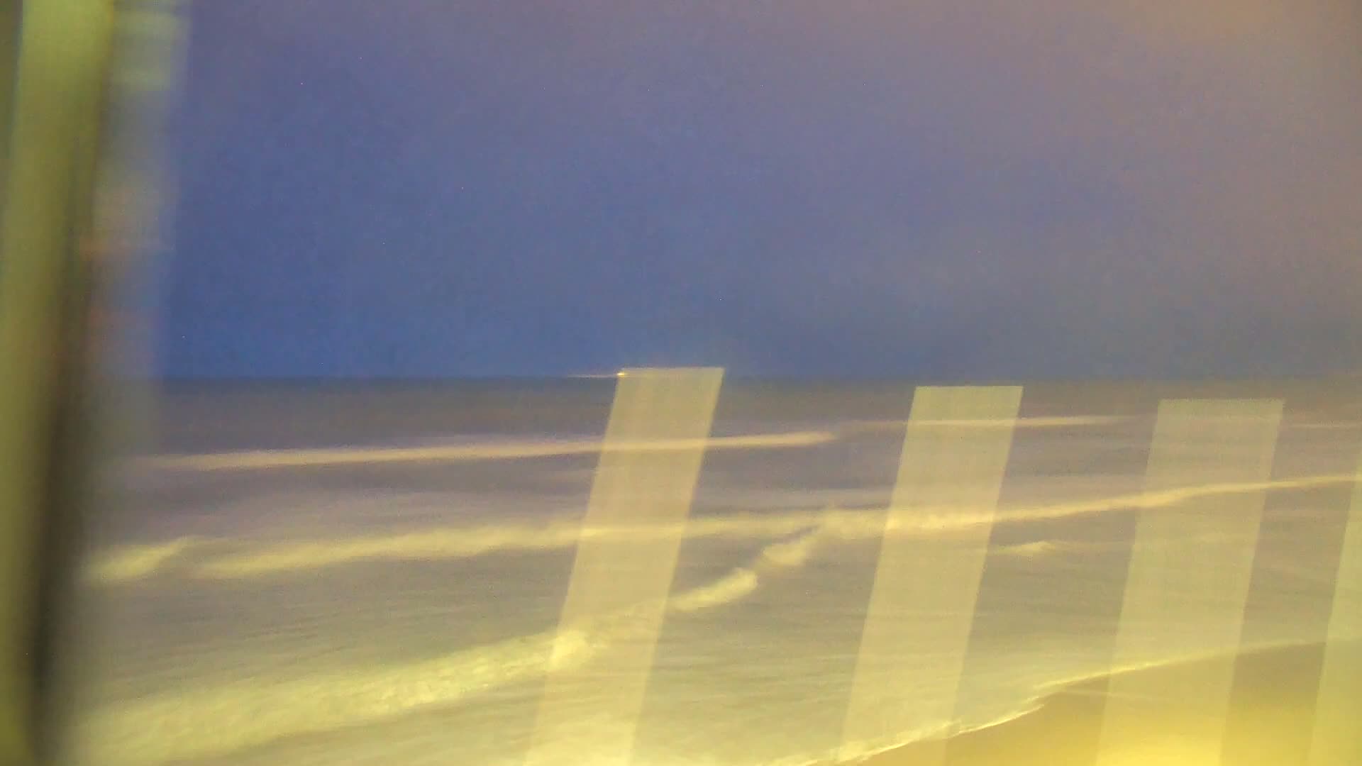 Saint-Hilaire-de-Riez,  Plage des Soxiante Bornes-Salins-Becs-Mouttes-Pege Beaches Live Cam - Les Sables-d'Olonne, Vendée, Pays de la Loire, France