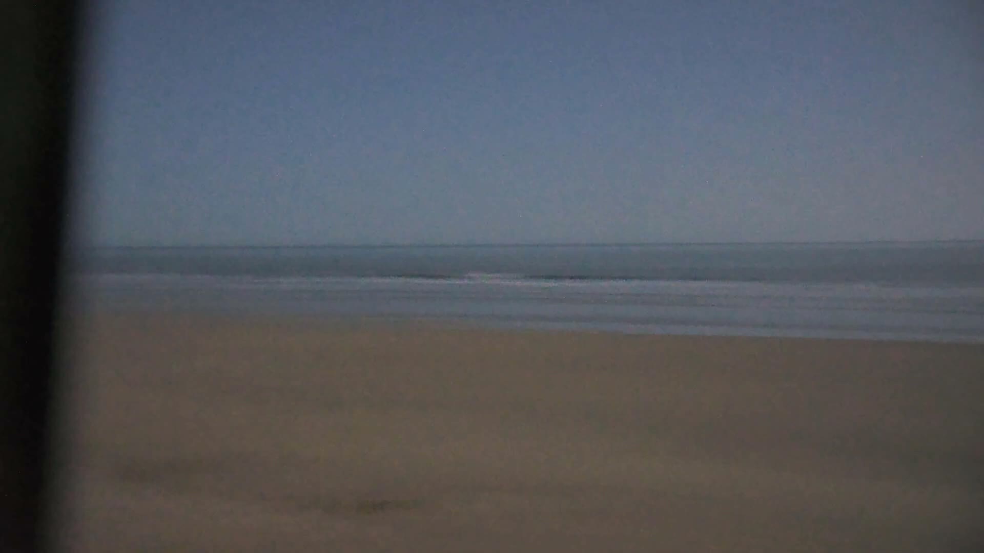 Saint-Hilaire-de-Riez,  Plage des Soxiante Bornes-Salins-Becs-Mouttes-Pege Beaches Live Cam - Les Sables-d'Olonne, Vendée, Pays de la Loire, France