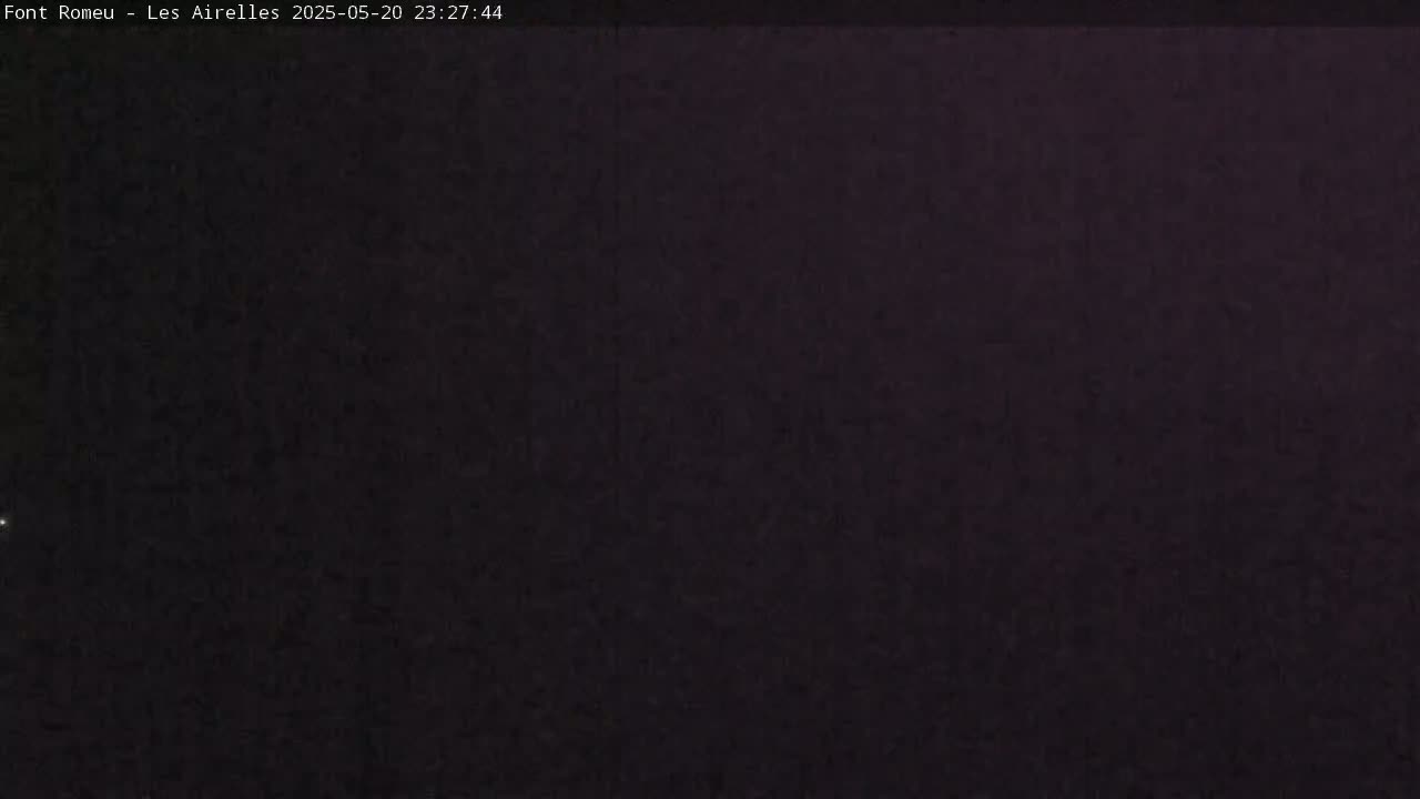 Font Romeu Pyrenees 2000 m Les Airelles Ski Slopes Live Cam - Prades, Pyrenees-Orientales, Occitanie, France