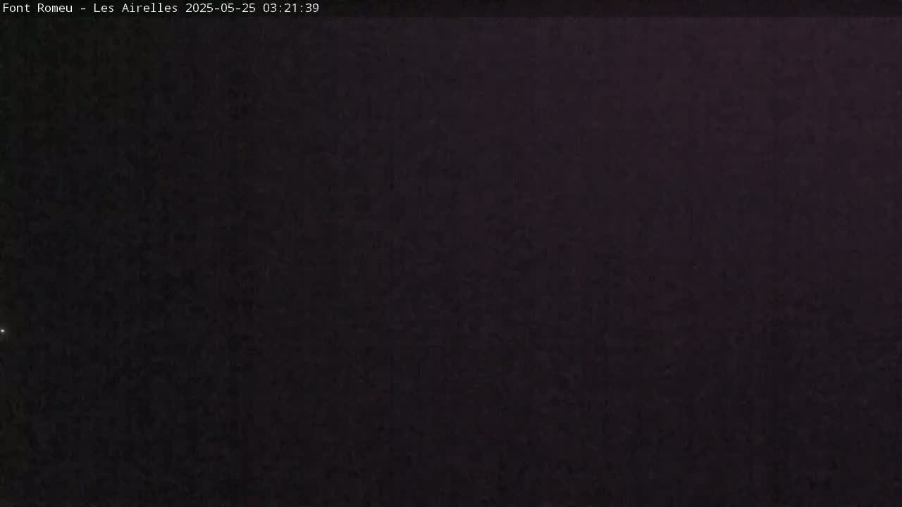 Font Romeu Pyrenees 2000 m Les Airelles Ski Slopes Live Cam - Prades, Pyrenees-Orientales, Occitanie, France