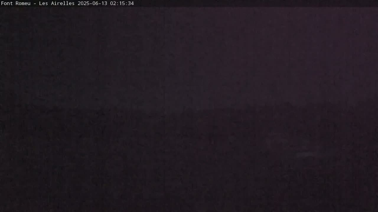 Font Romeu Pyrenees 2000 m Les Airelles Ski Slopes Live Cam - Prades, Pyrenees-Orientales, Occitanie, France