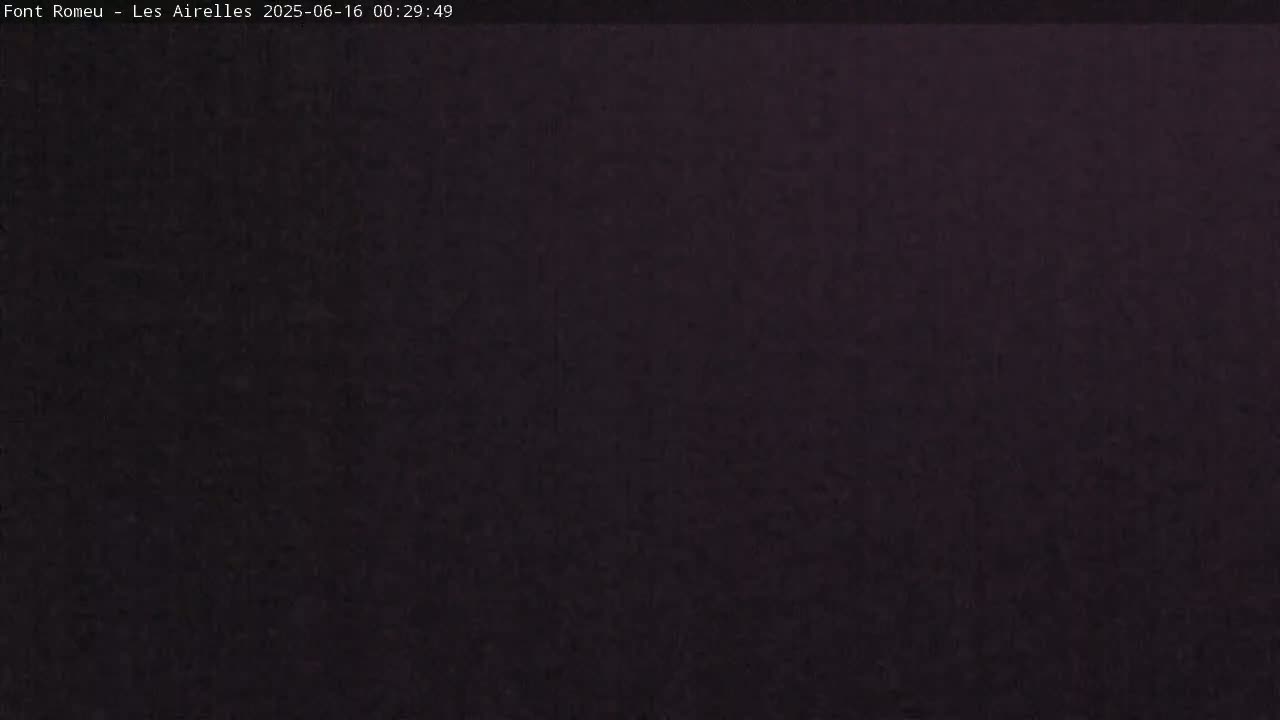 Font Romeu Pyrenees 2000 m Les Airelles Ski Slopes Live Cam - Prades, Pyrenees-Orientales, Occitanie, France