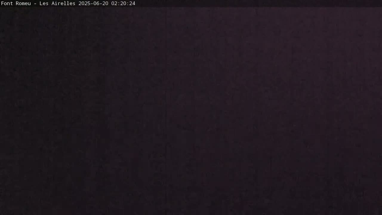 Font Romeu Pyrenees 2000 m Les Airelles Ski Slopes Live Cam - Prades, Pyrenees-Orientales, Occitanie, France