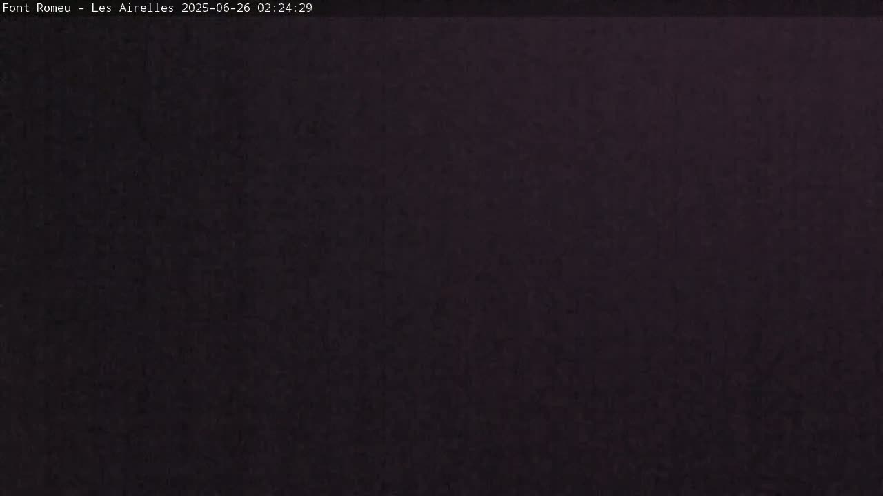 Font Romeu Pyrenees 2000 m Les Airelles Ski Slopes Live Cam - Prades, Pyrenees-Orientales, Occitanie, France
