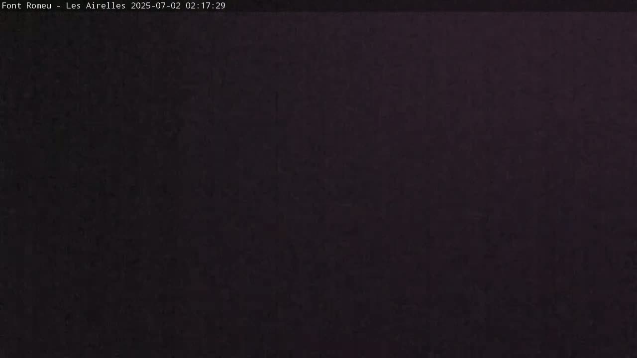 Font Romeu Pyrenees 2000 m Les Airelles Ski Slopes Live Cam - Prades, Pyrenees-Orientales, Occitanie, France