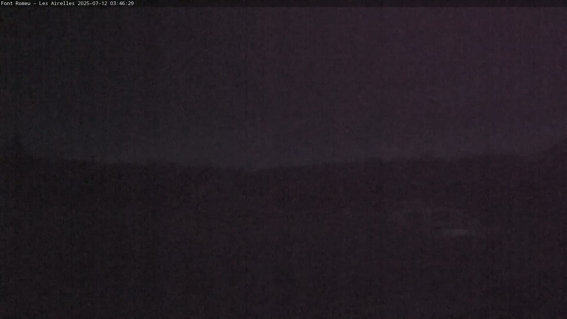 Font Romeu Pyrenees 2000 m Les Airelles Ski Slopes Live Cam - Prades, Pyrenees-Orientales, Occitanie, France