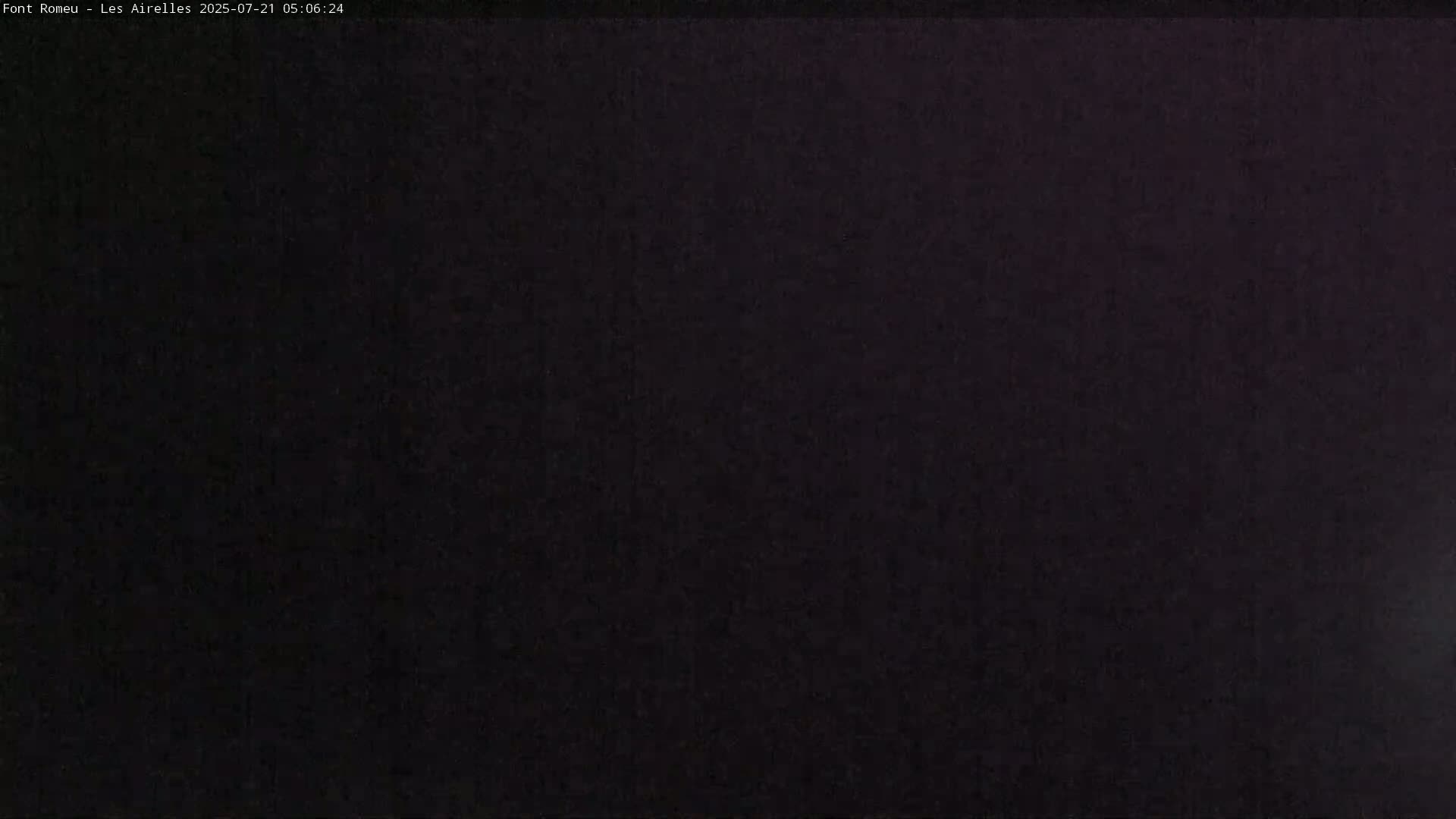 Font Romeu Pyrenees 2000 m Les Airelles Ski Slopes Live Cam - Prades, Pyrenees-Orientales, Occitanie, France