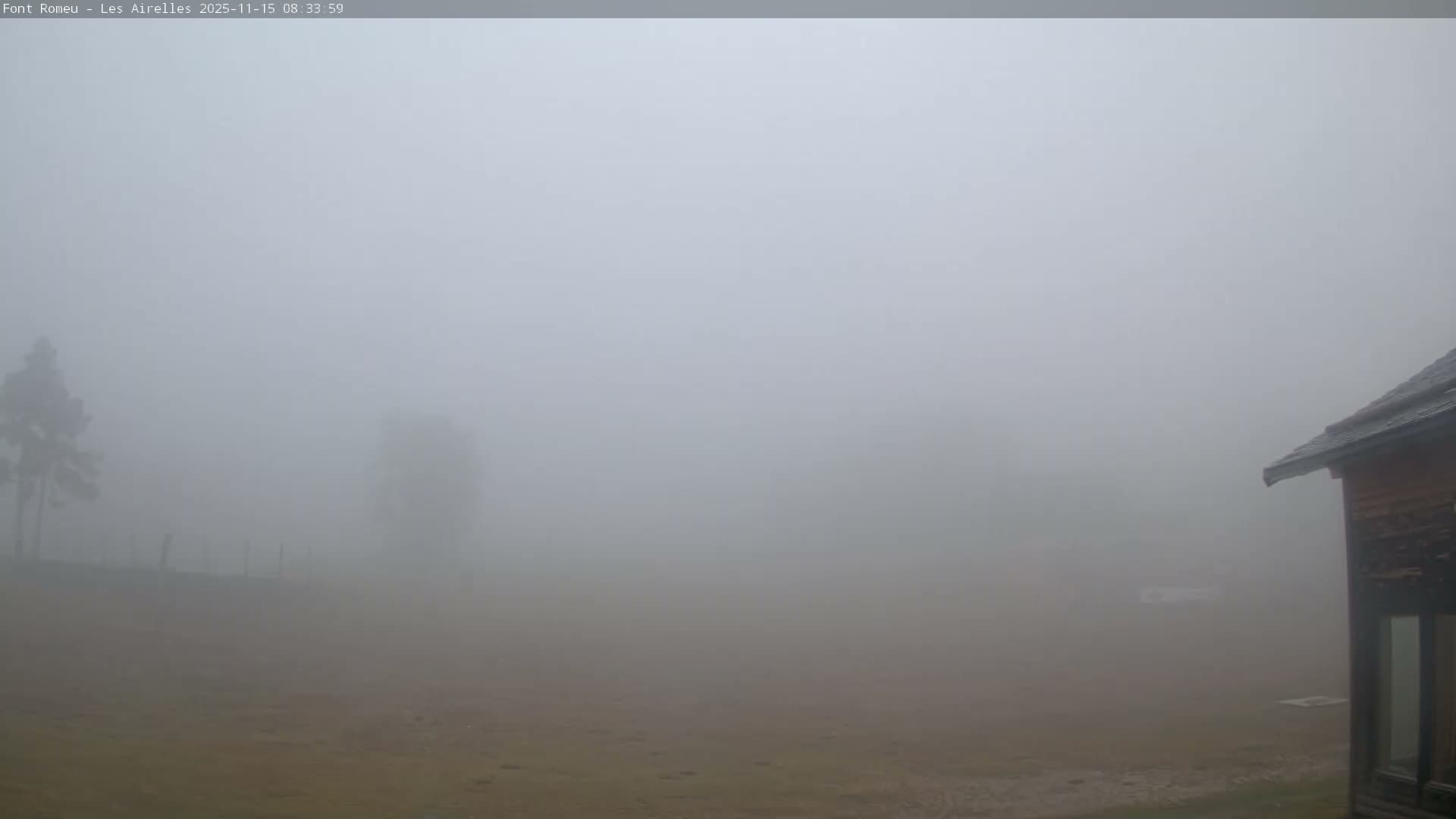 Font Romeu Pyrenees 2000 m Les Airelles Ski Slopes Live Cam - Prades, Pyrenees-Orientales, Occitanie, France