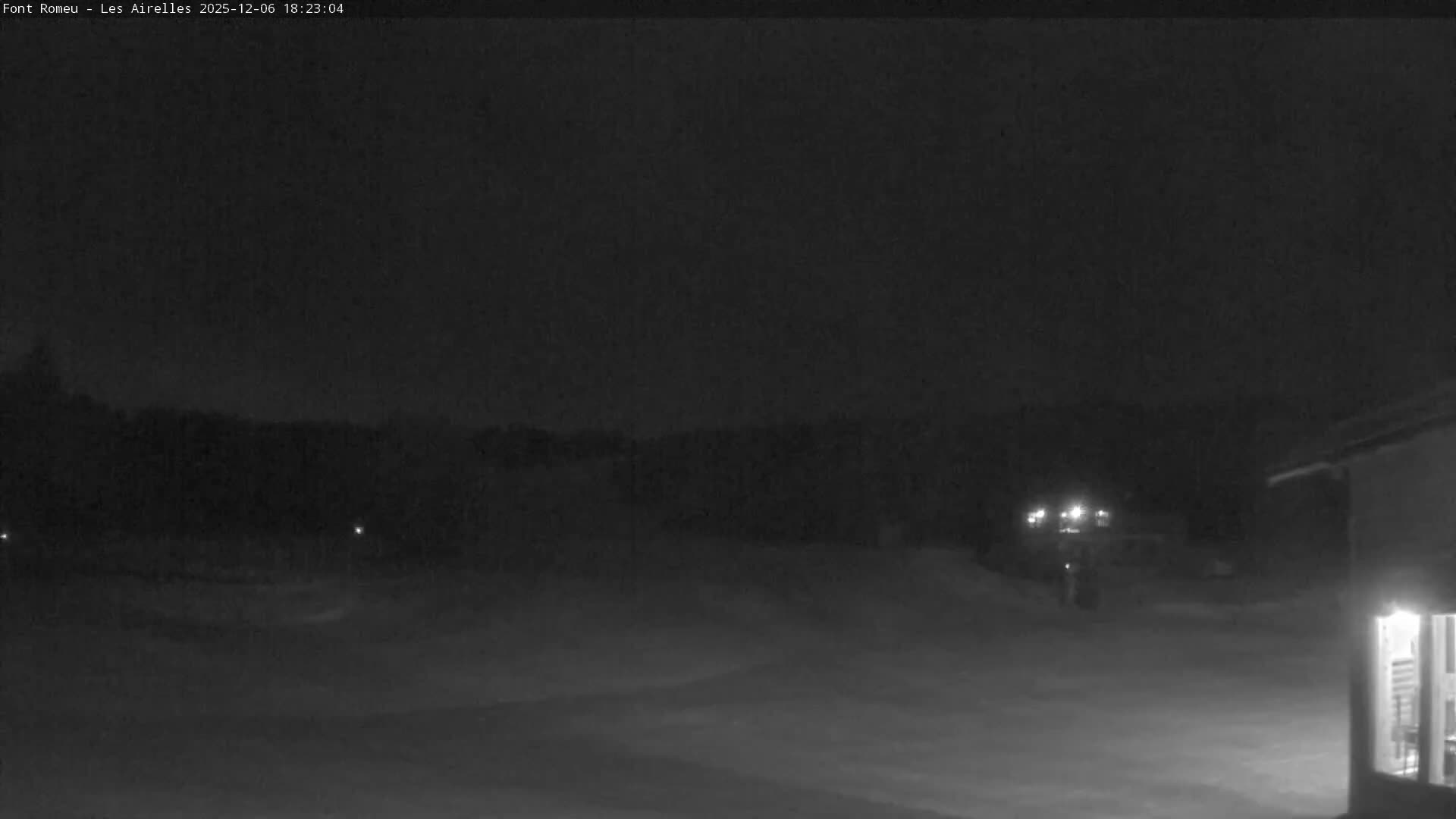 Font Romeu Pyrenees 2000 m Les Airelles Ski Slopes Live Cam - Prades, Pyrenees-Orientales, Occitanie, France