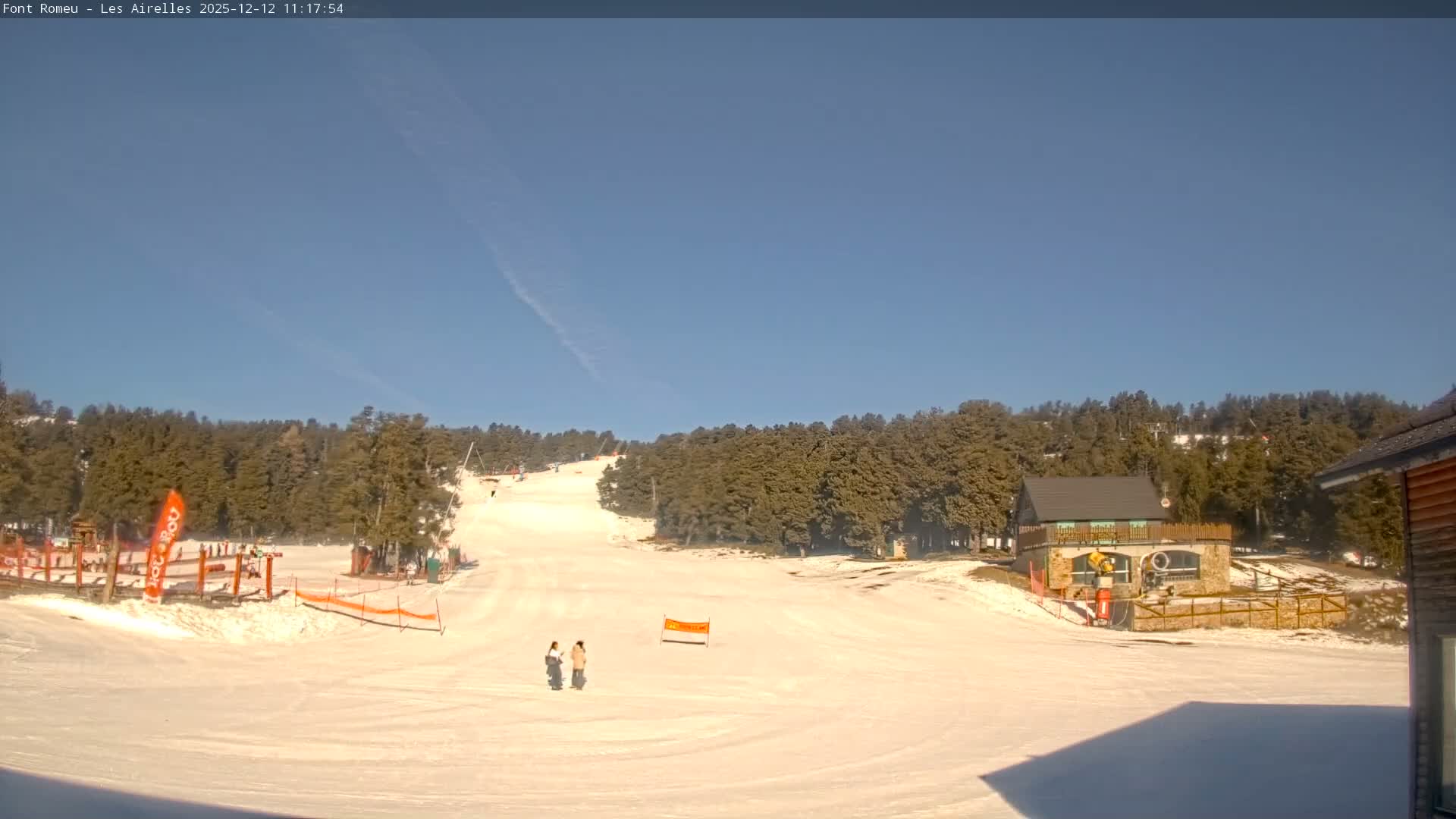 Font Romeu Pyrenees 2000 m Les Airelles Ski Slopes Live Cam - Prades, Pyrenees-Orientales, Occitanie, France