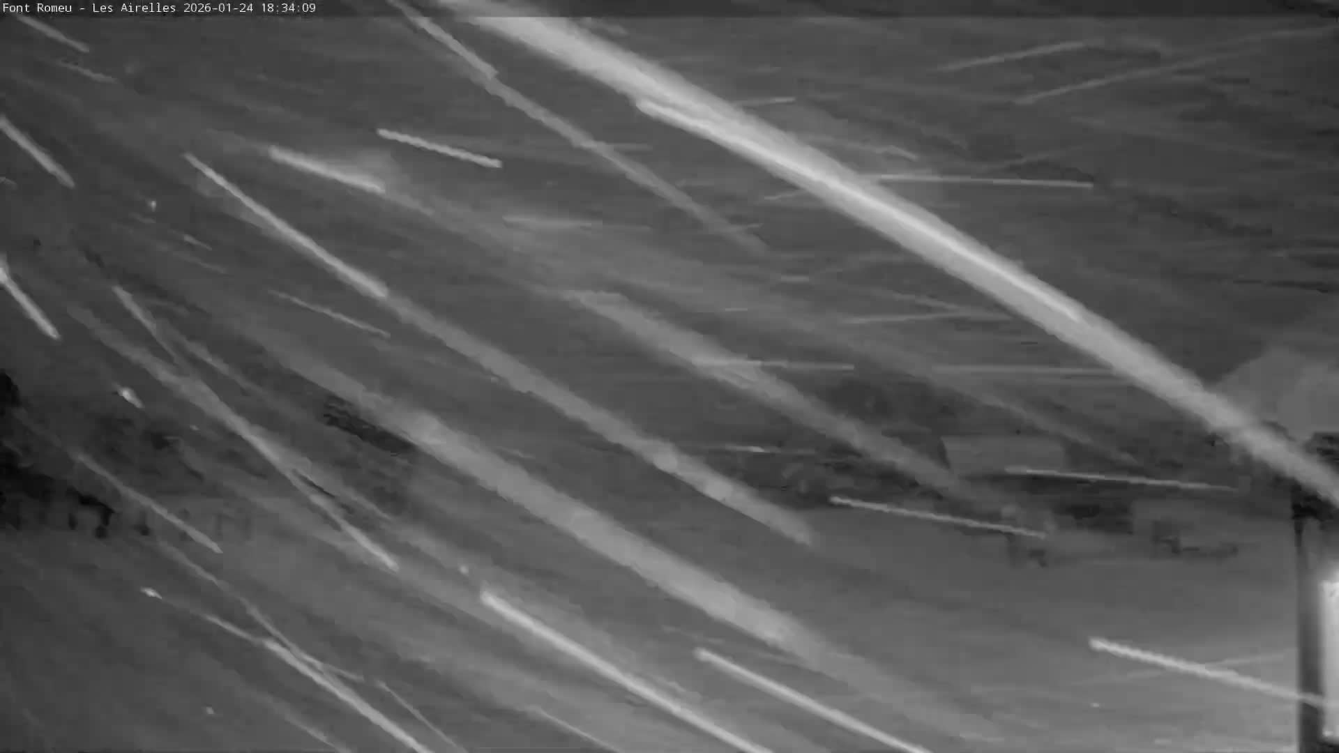Font Romeu Pyrenees 2000 m Les Airelles Ski Slopes Live Cam - Prades, Pyrenees-Orientales, Occitanie, France
