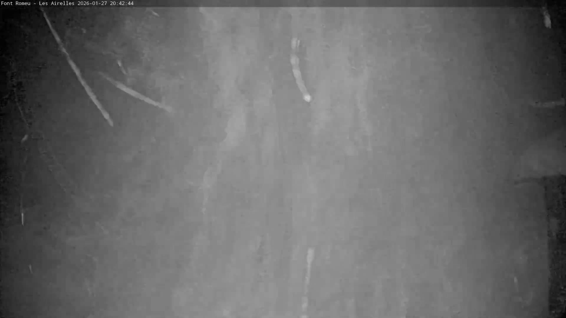 Font Romeu Pyrenees 2000 m Les Airelles Ski Slopes Live Cam - Prades, Pyrenees-Orientales, Occitanie, France