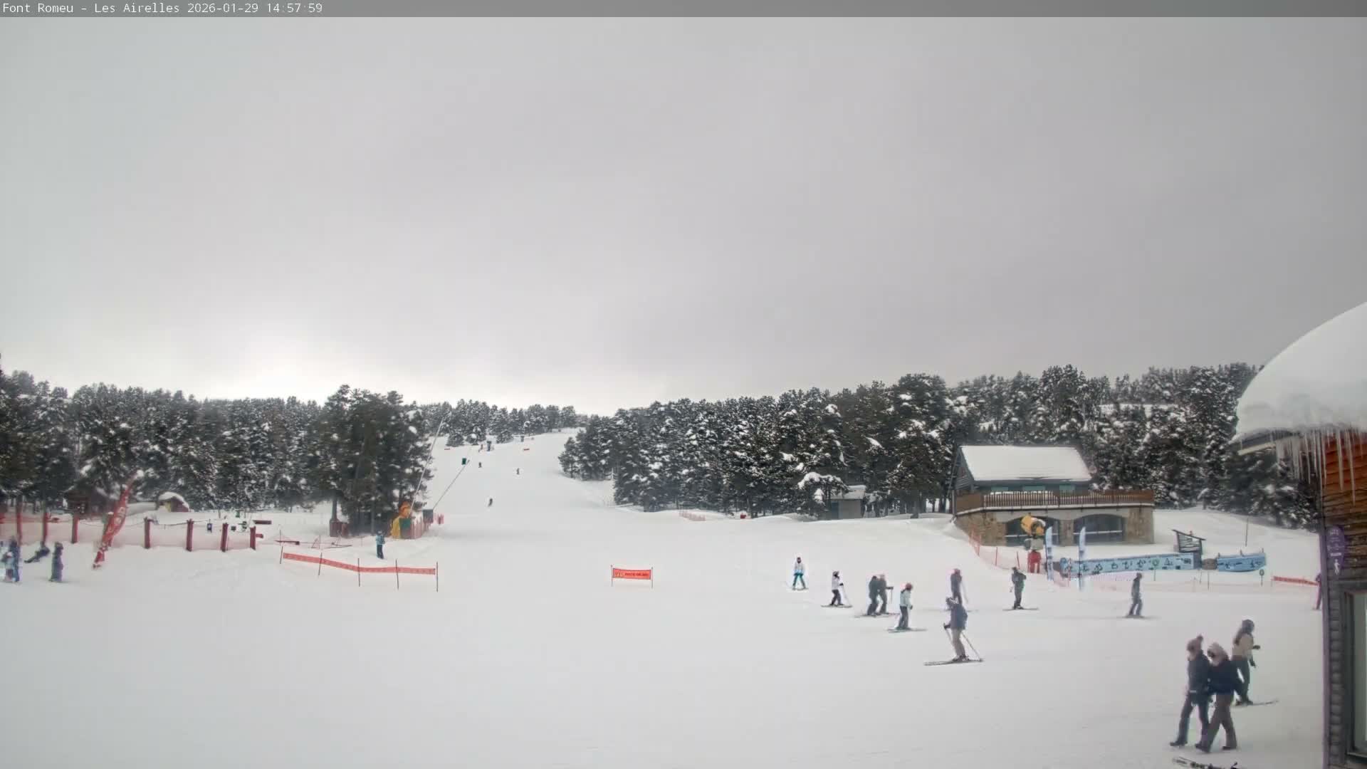 Font Romeu Pyrenees 2000 m Les Airelles Ski Slopes Live Cam - Prades, Pyrenees-Orientales, Occitanie, France