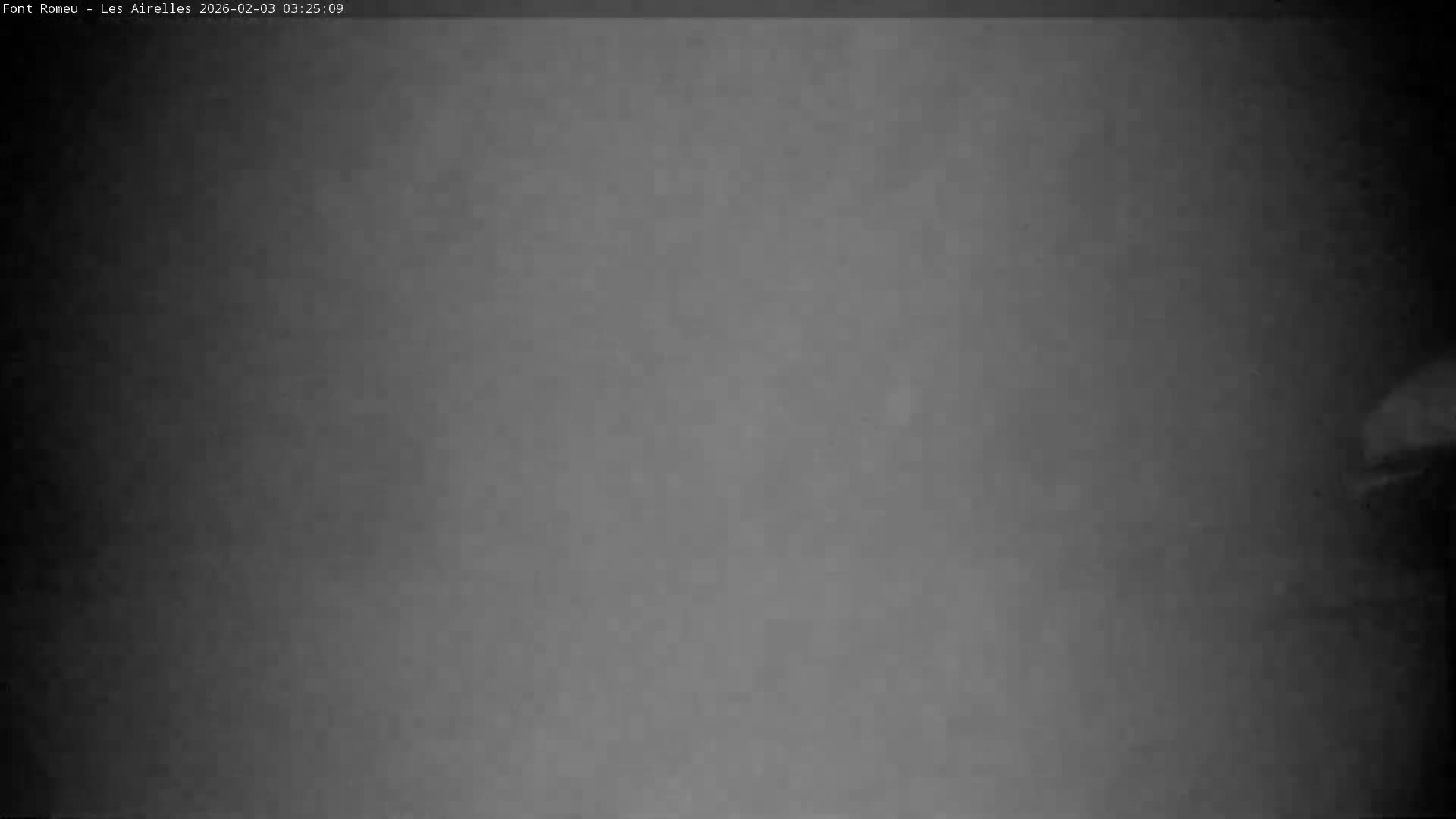 Font Romeu Pyrenees 2000 m Les Airelles Ski Slopes Live Cam - Prades, Pyrenees-Orientales, Occitanie, France